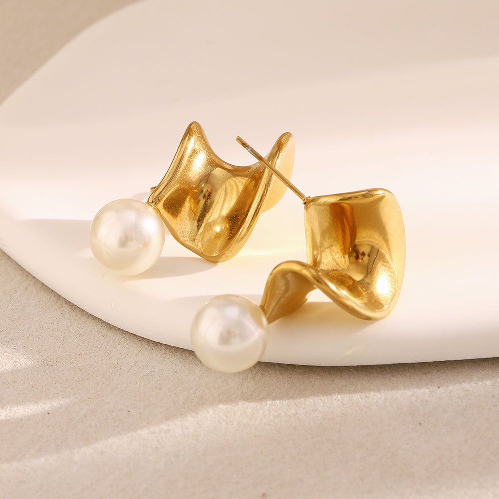 Dreamshow Fashion Earrings Pearl Jewelry Twisted Gold Plated Stud Earrings